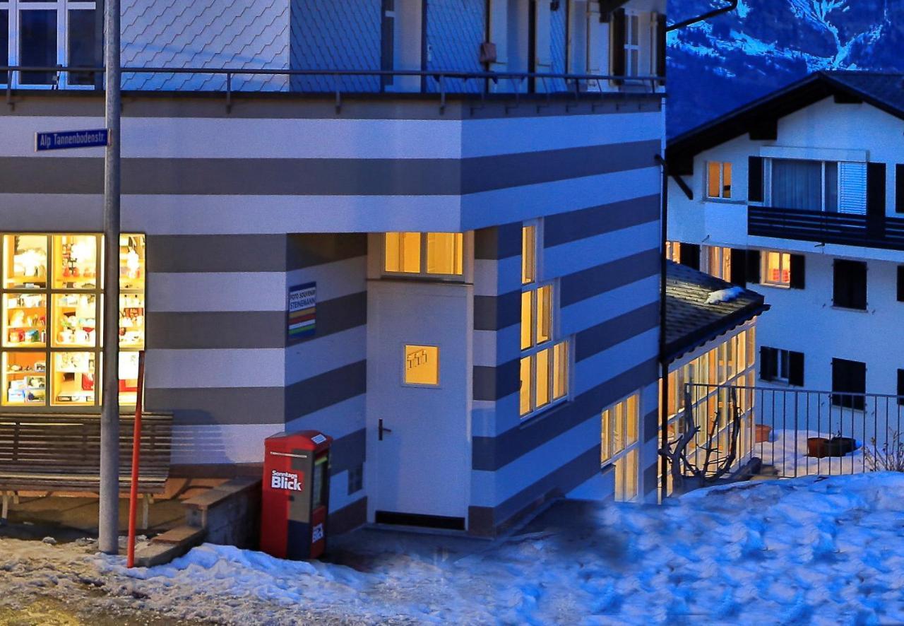 Steinroeschen Apartment *